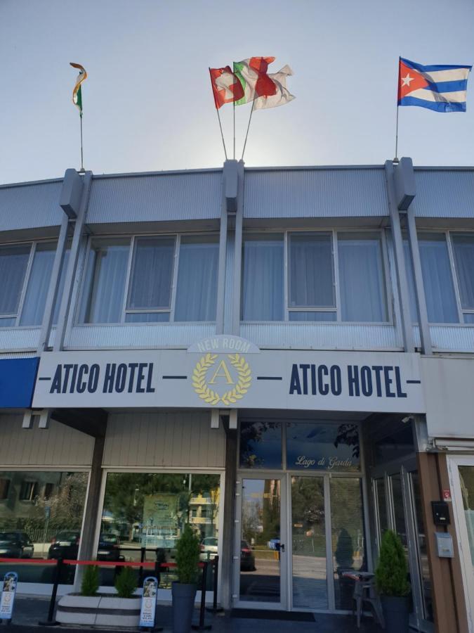 Atico Hotel 代森扎诺-德尔加达 外观 照片